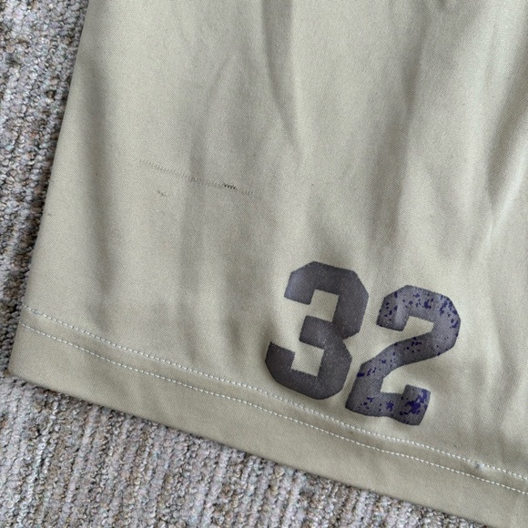 BADGER SPORT PRE-OWNED MENS YELLOW POLYESTER ATHLETIC PRACTICE SHORTS - MEDIUM - Picture 9 of 13